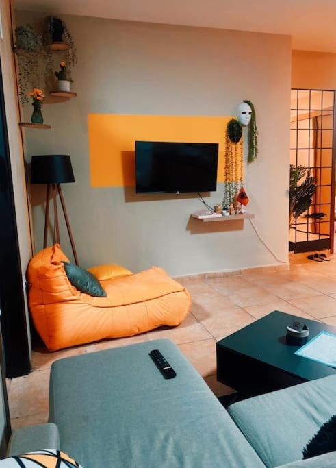 City Central Amazona Appartment Tirana Esterno foto